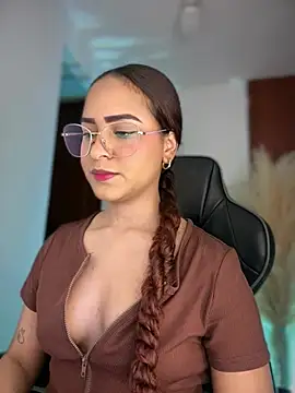 Snapshot of gretta_kler1 chatting on 03/14/26, 12:06 gretta kler1 online show from 03/14/26, 12:06