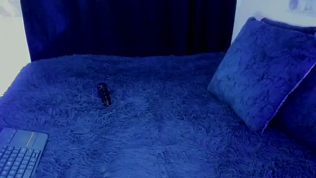 Snapshot of Keket_Smitth chatting on 11/07/25, 08:20 Keket Smitth online show from 11/07/25, 08:20