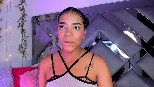 Iris hott1 online show from 02/27/25, 01:38