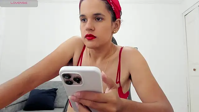 natalia curvy1 online show from 06/16/26, 05:59