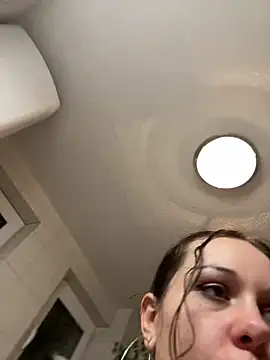 Snapshot of kinkygirl420x chatting on 02/13/25, 10:00 kinkygirl420x online show from 02/13/25, 10:00