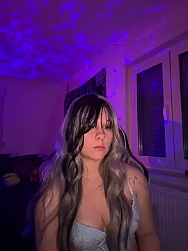 Snapshot of kinkygirl420x chatting on 03/03/25, 09:15 kinkygirl420x online show from 03/03/25, 09:15