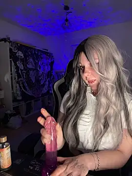 Snapshot of kinkygirl420x chatting on 03/06/25, 08:59 kinkygirl420x online show from 03/06/25, 08:59