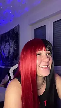 Snapshot of kinkygirl420x chatting on 10/08/25, 08:06 kinkygirl420x online show from 10/08/25, 08:06