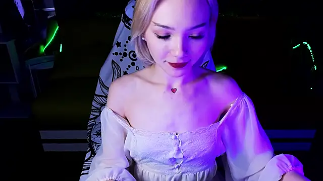 Snapshot of SandraBoyl chatting on 12/30/24, 04:31 SandraBoyl online show from 12/30/24, 04:31