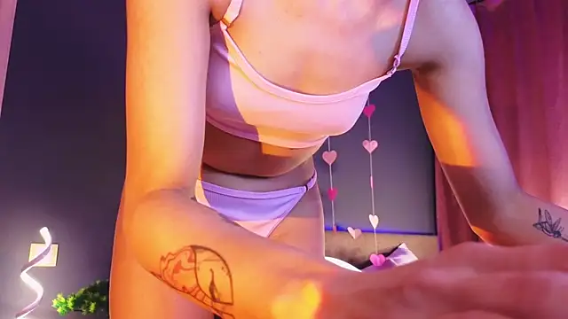 Snapshot of SandraBoyl chatting on 02/22/25, 04:18 SandraBoyl online show from 02/22/25, 04:18