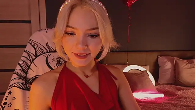 Snapshot of SandraBoyl chatting on 03/14/25, 01:05 SandraBoyl online show from 03/14/25, 01:05