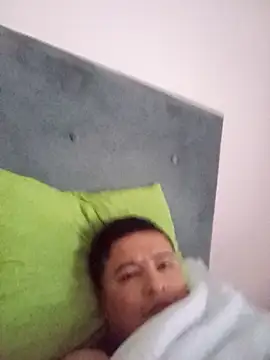 Snapshot of LusoCol chatting on 10/28/25, 04:42 LusoCol online show from 10/28/25, 04:42