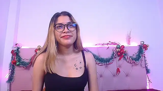 Little Cuttie  online show from 12/30/24, 07:59