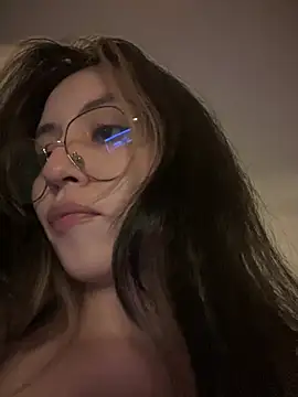 Snapshot of marie2_ chatting on 01/29/25, 12:33 marie2 online show from 01/29/25, 12:33