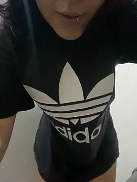 florchu7 online show from 12/05/25, 05:38