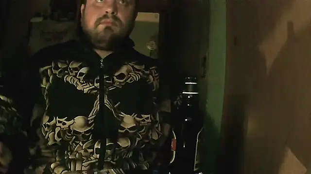 Snapshot of perversalus chatting on 11/20/25, 04:40 perversalus online show from 11/20/25, 04:40