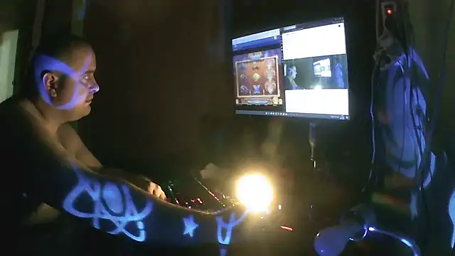 Snapshot of perversalus chatting on 01/08/26, 05:37 perversalus online show from 01/08/26, 05:37