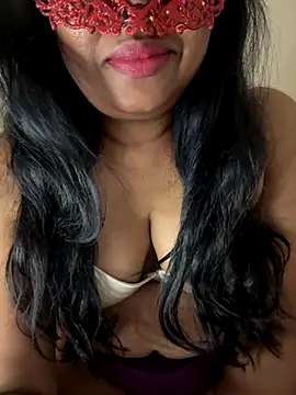 Snapshot of Shasha_X chatting on 11/06/25, 01:17 Shasha X online show from 11/06/25, 01:17