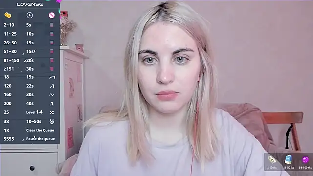 Snapshot of pawpaws chatting on 11/04/25, 10:58 pawpaws online show from 11/04/25, 10:58