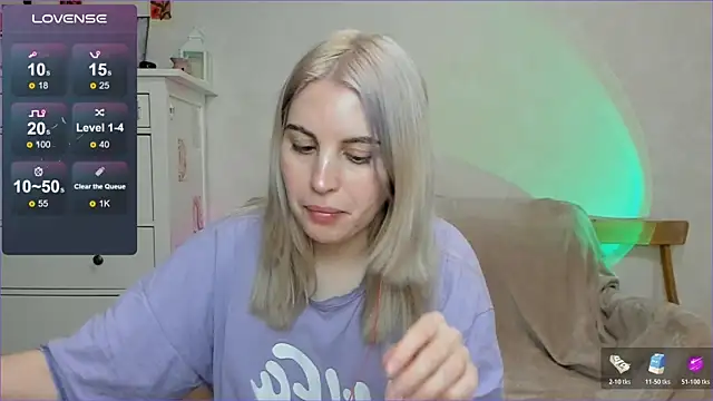 Snapshot of pawpaws chatting on 01/07/26, 05:15 pawpaws online show from 01/07/26, 05:15