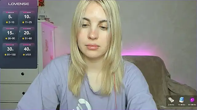 Snapshot of pawpaws chatting on 02/03/26, 06:40 pawpaws online show from 02/03/26, 06:40
