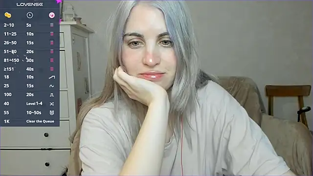 Snapshot of pawpaws chatting on 02/18/26, 03:19 pawpaws online show from 02/18/26, 03:19