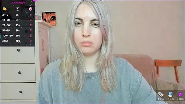 Snapshot of pawpaws chatting on 03/06/26, 09:39 pawpaws online show from 03/06/26, 09:39