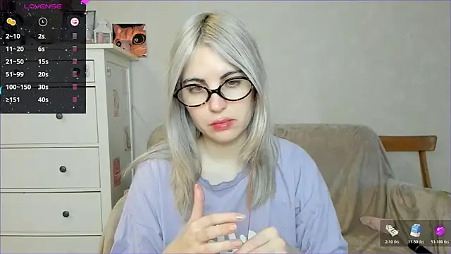 Snapshot of pawpaws chatting on 03/14/26, 06:30 pawpaws online show from 03/14/26, 06:30