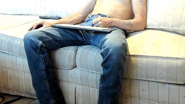 jayshort786 online show from 09/21/25, 02:57