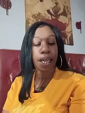 Snapshot of TipdrilBossQueen chatting on 06/18/26, 03:07 TipdrilBossQueen online show from 06/18/26, 03:07