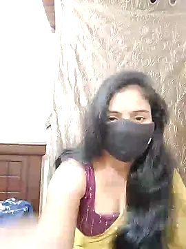 Snapshot of Keerthi-Telugu chatting on 04/20/26, 04:15 Keerthi-Telugu online show from 04/20/26, 04:15