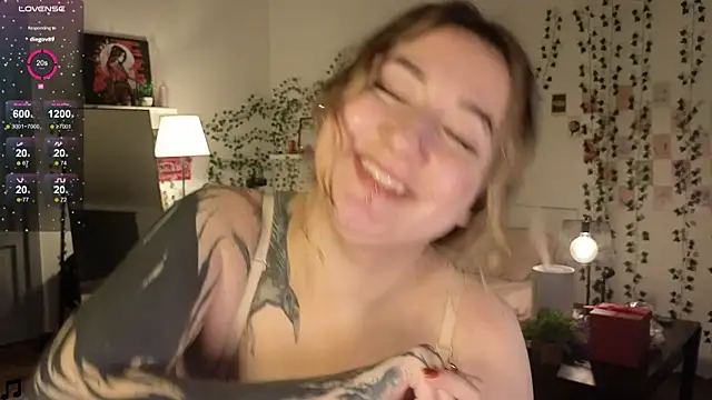 Snapshot of Megan__Hart chatting on 01/23/25, 09:29 Megan  Hart online show from 01/23/25, 09:29