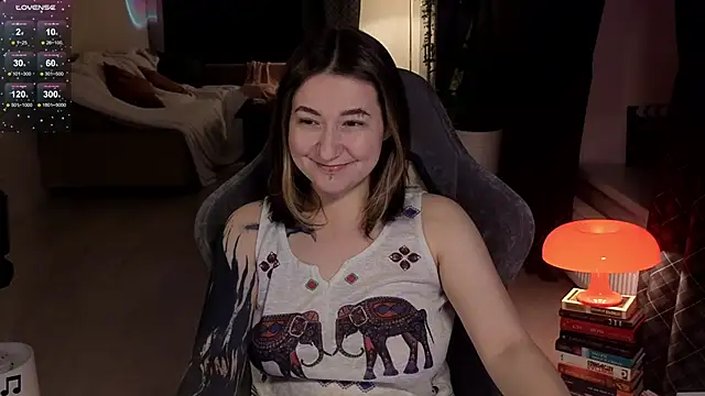 Snapshot of Megan__Hart chatting on 02/08/25, 06:44 Megan  Hart online show from 02/08/25, 06:44