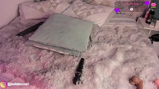 Snapshot of bellaa_becca chatting on 01/10/25, 09:10 bellaa becca online show from 01/10/25, 09:10