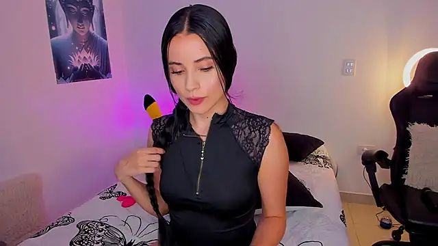 melanyrouse1 online show from 05/21/26, 08:05