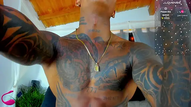 Snapshot of esteveen_ortegas_ chatting on 09/25/25, 06:11 esteveen ortegas online show from 09/25/25, 06:11