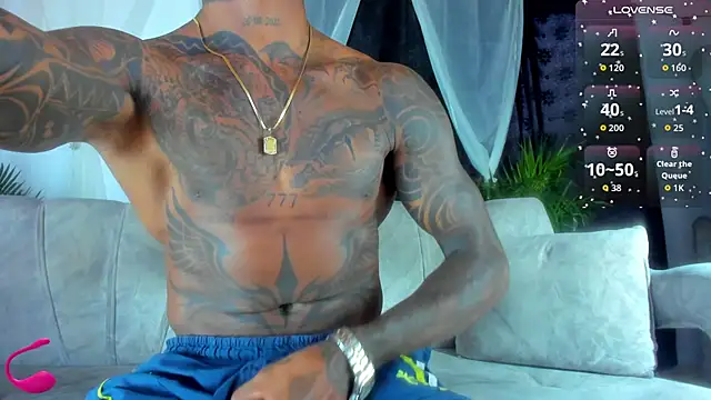 Snapshot of esteveen_ortegas_ chatting on 10/08/25, 10:40 esteveen ortegas online show from 10/08/25, 10:40