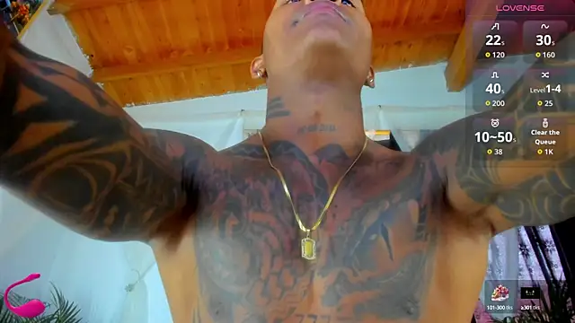 Snapshot of esteveen_ortegas_ chatting on 10/15/25, 05:46 esteveen ortegas online show from 10/15/25, 05:46