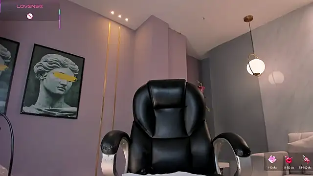 StacyEvansX online show from 03/14/25, 04:19