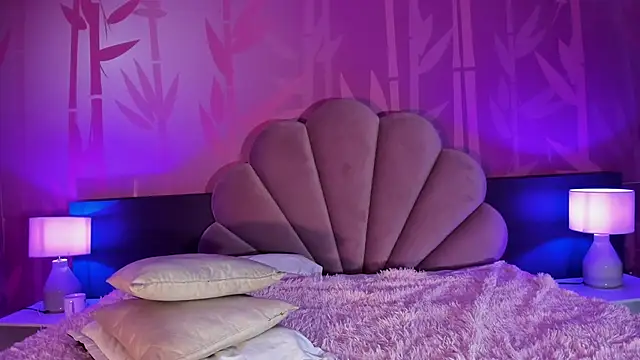 Lezy  online show from 01/20/25, 10:48