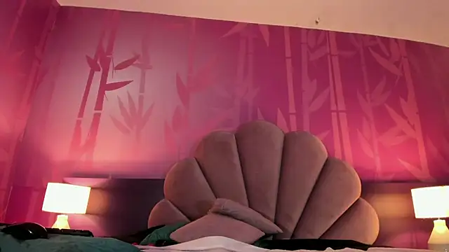 Lezy  online show from 03/20/25, 11:02