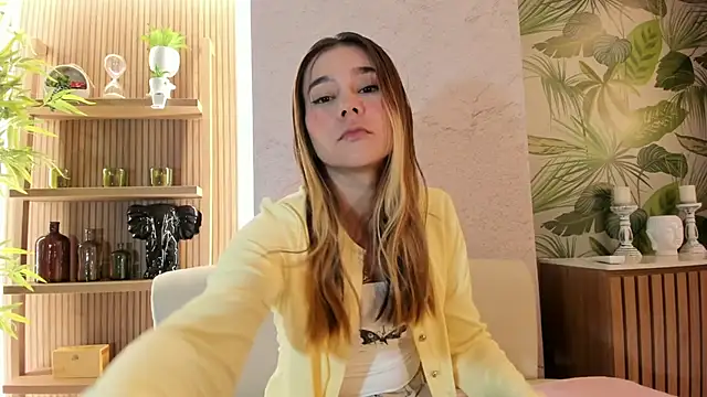 Snapshot of Lezy_ chatting on 11/28/25, 07:49 Lezy online show from 11/28/25, 07:49