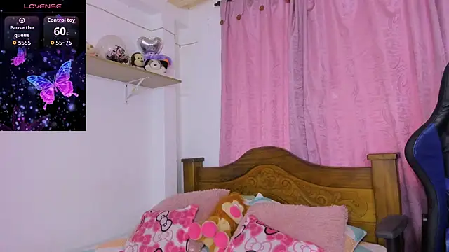 ParisShayk online show from 10/24/25, 06:04