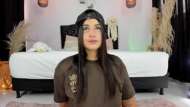 GabyRhodes online show from 09/17/25, 06:31