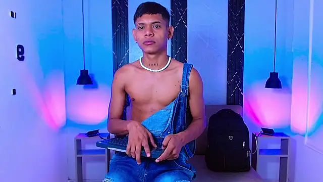 Damar fhelipe online show from 09/18/25, 04:25