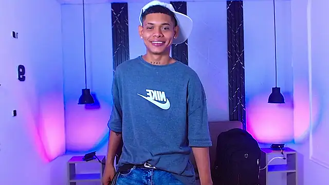 Damar fhelipe online show from 09/23/25, 04:48