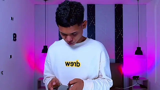 Damar fhelipe online show from 10/03/25, 04:31