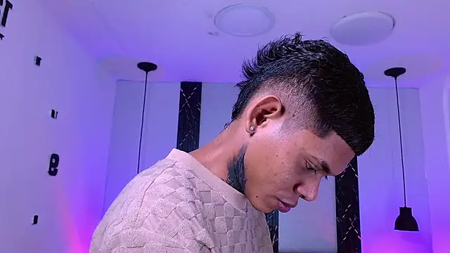 Damar fhelipe online show from 10/08/25, 04:21