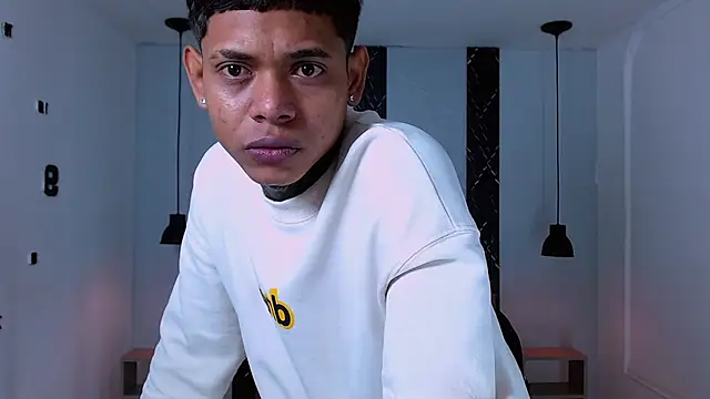 Damar fhelipe online show from 10/28/25, 03:21