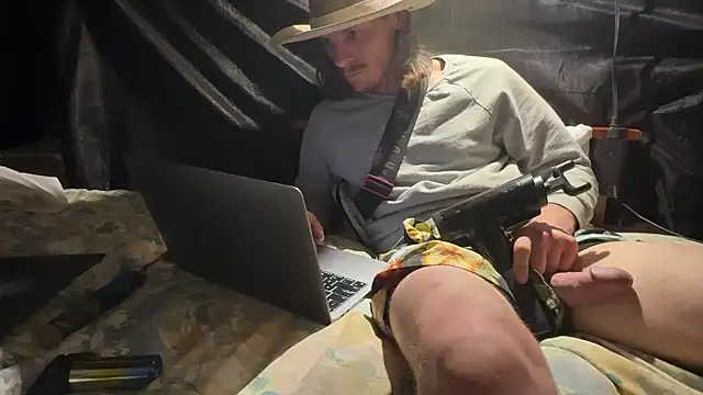 Dogz n daugthers online show from 05/07/26, 02:28