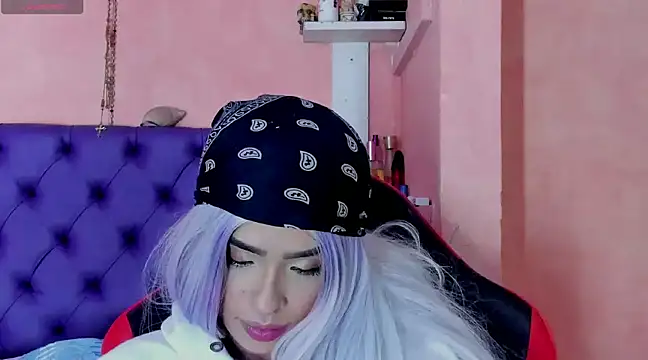 Cloeandtyfanny online show from 01/04/25, 03:50