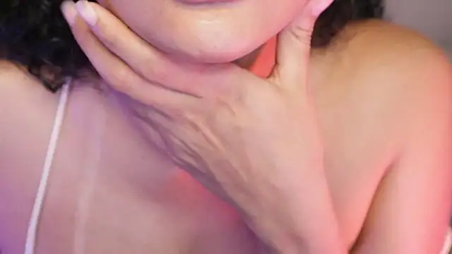 Mysensualbrunette1 online show from 12/03/24, 01:19