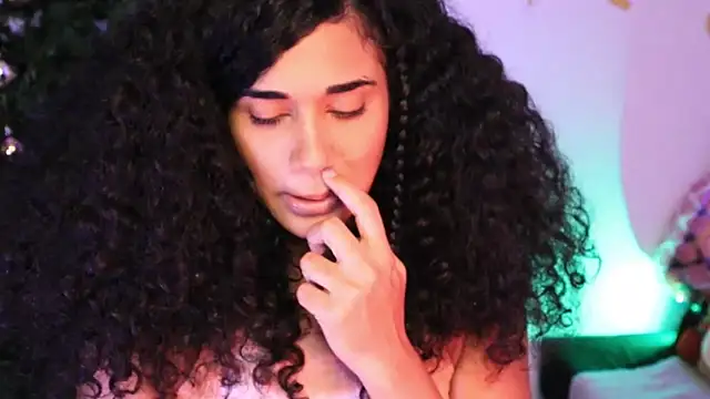 Mysensualbrunette1 online show from 12/06/24, 07:43