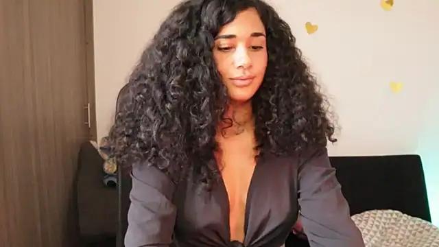 Mysensualbrunette1 online show from 01/12/25, 08:36